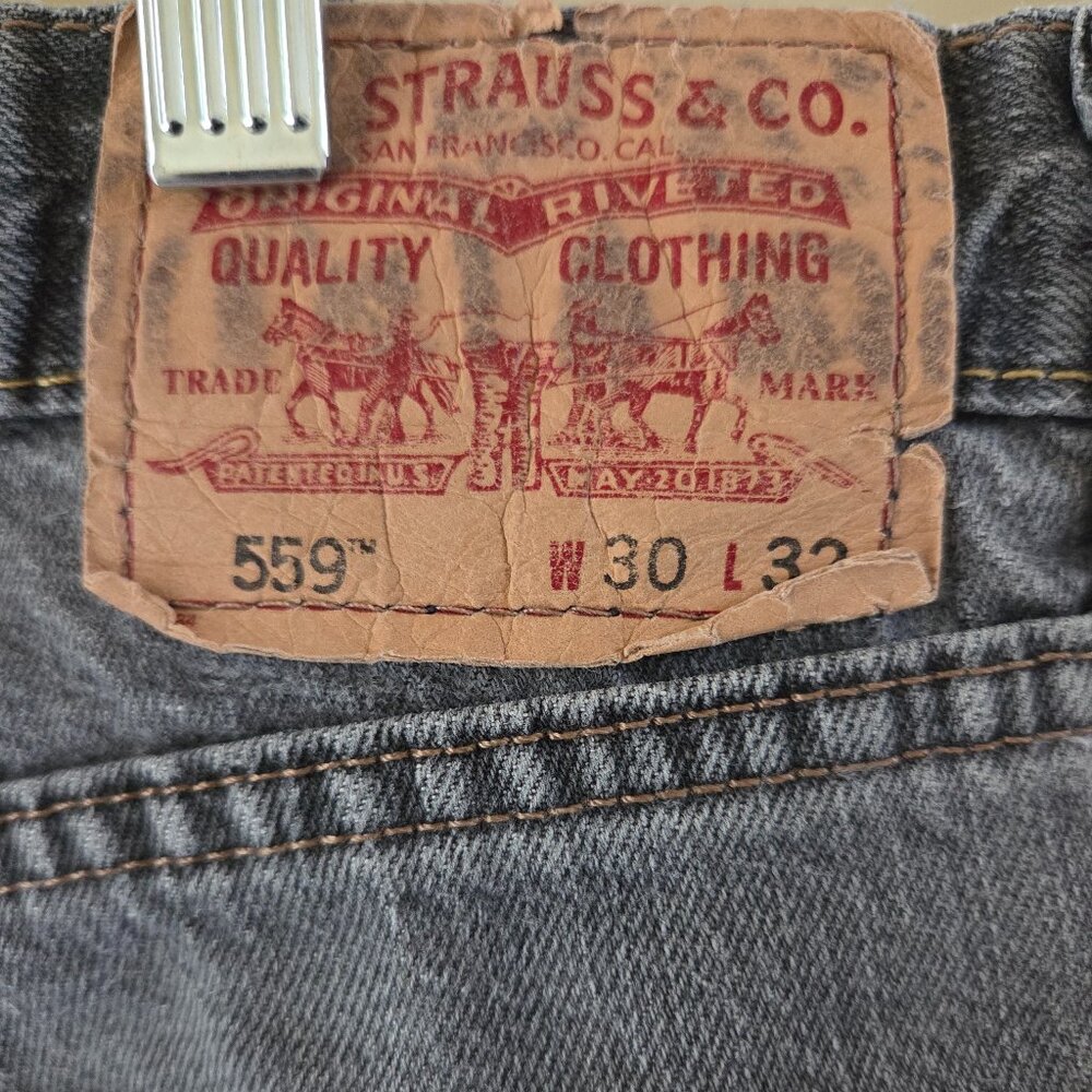 Levi's Vintage Relaxed Straight Style No. 339 Men's Jeans - Picture 3 of 5